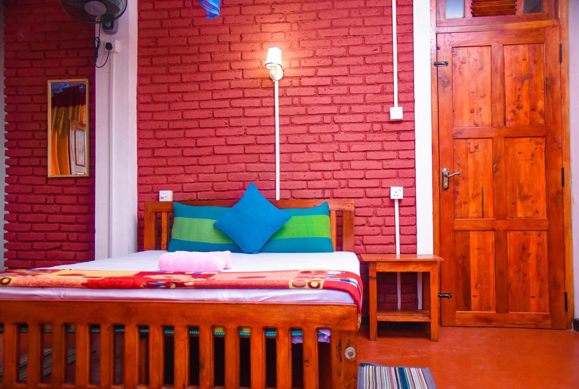 エッラ Eco Salient View Bed & Breakfast エクステリア 写真